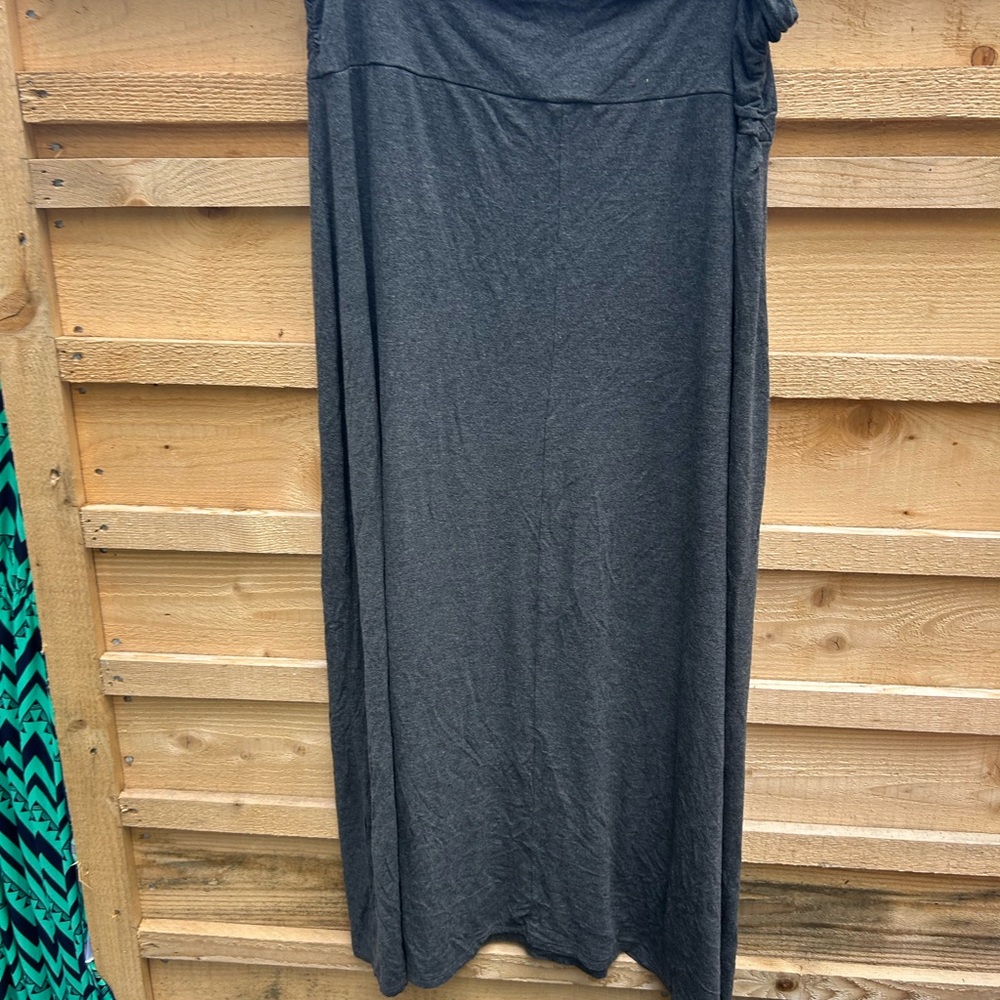 Chic Charcoal Maxi Skirt
